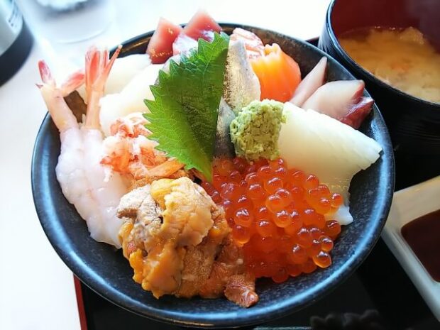 お食事処 ようちゃん